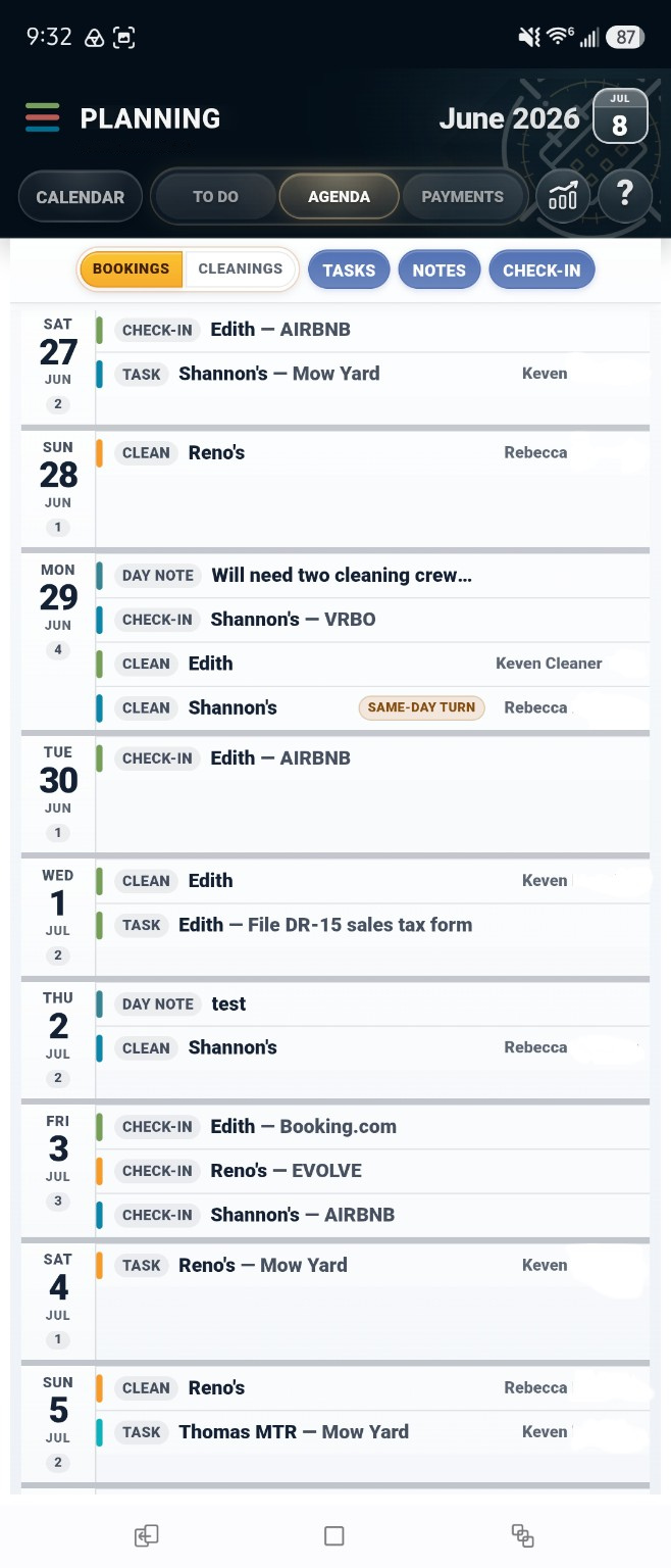 Collimet vacation rental agenda combining bookings, cleanings, property tasks, and notes